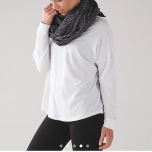 Lululemon vinyasa scarf NWT